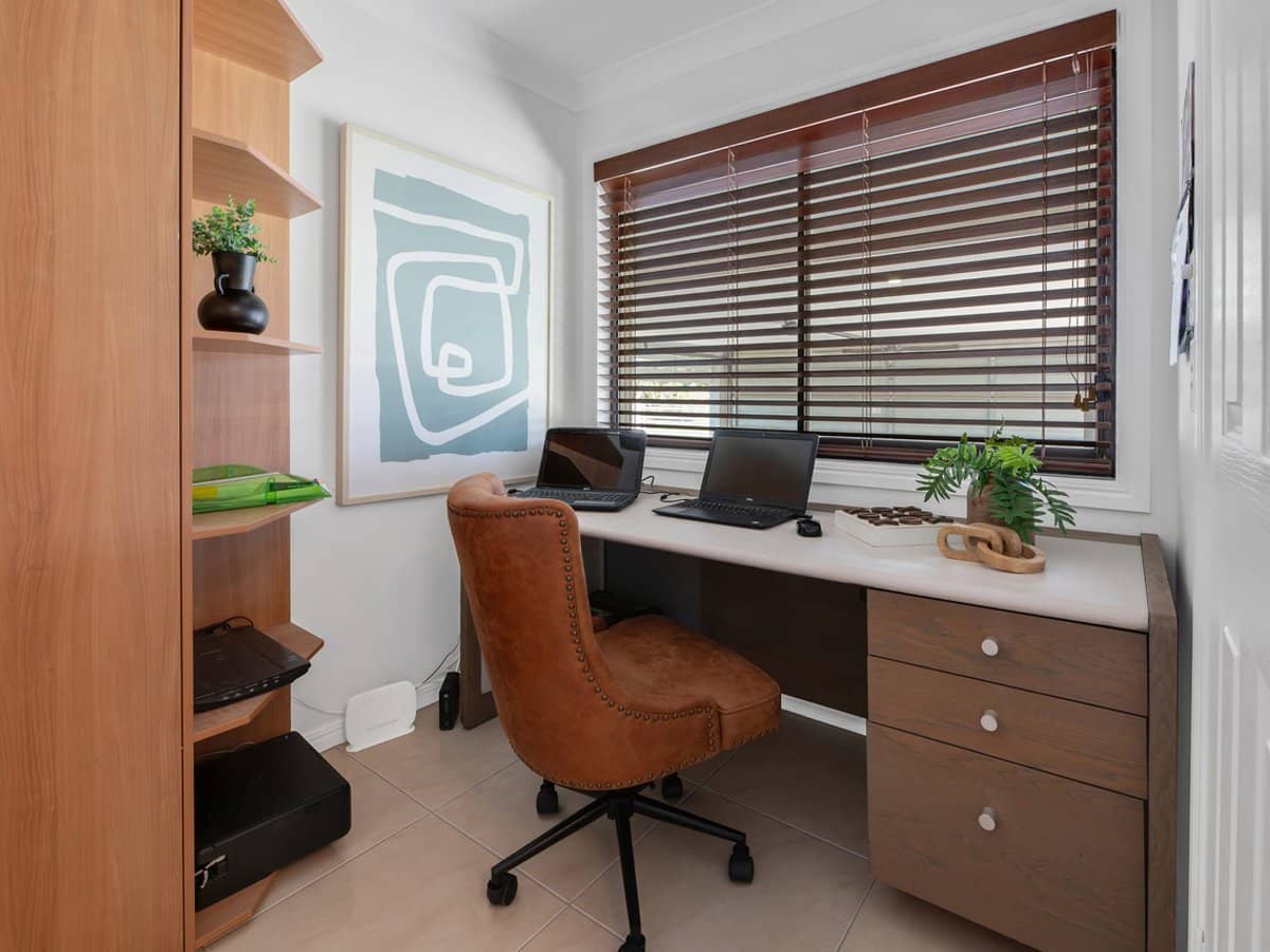 21 Freda Street, ASHMORE - Thumbnail 20