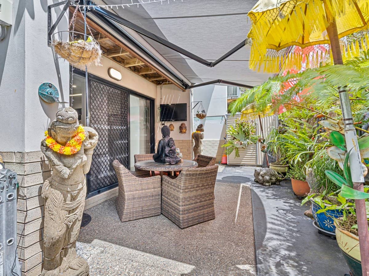 1 Barratt Street, COOMERA - Thumbnail 14