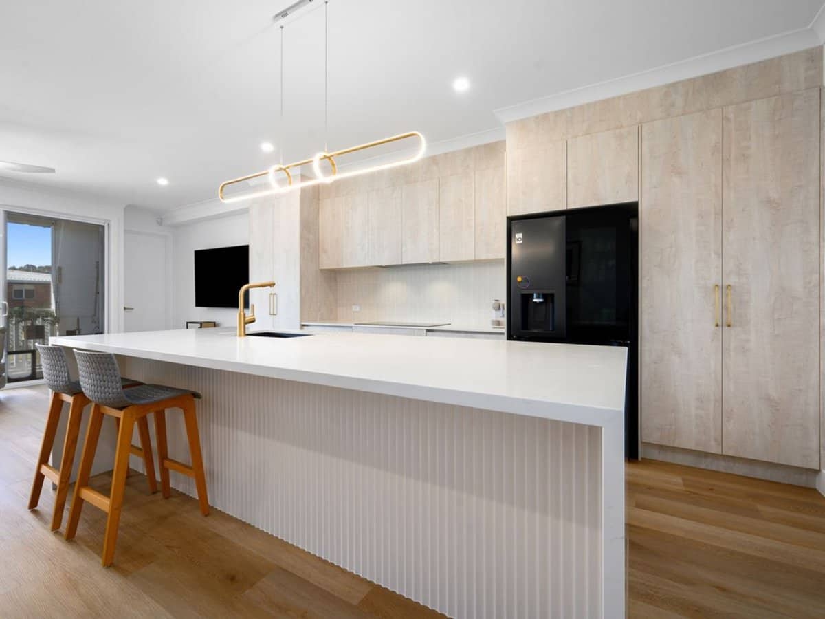 17 Bruce Avenue, PARADISE POINT - Thumbnail 5