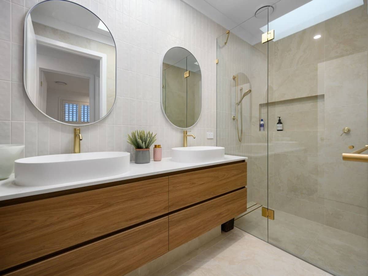 17 Bruce Avenue, PARADISE POINT - Thumbnail 17