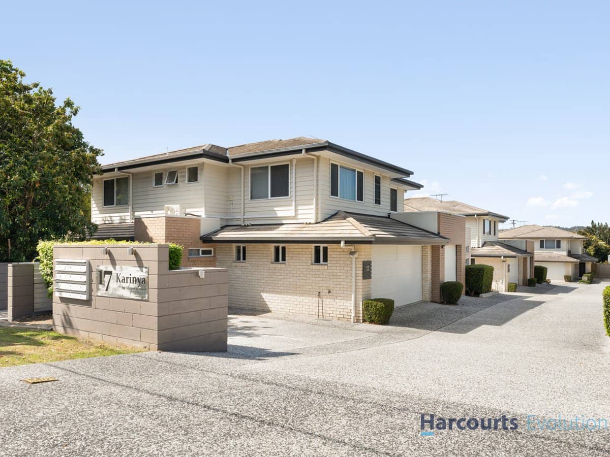 17-19 Abang Avenue, TANAH MERAH - Thumbnail 1