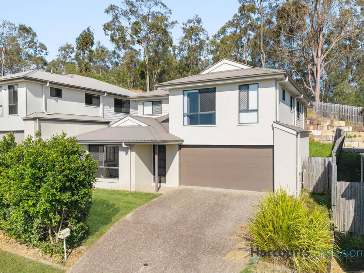 15 Vantage Place, REDBANK PLAINS - Thumbnail 1