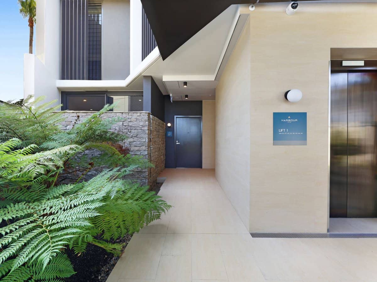 1 Grand Jabiru Way, Sanctuary Cove - Thumbnail 16