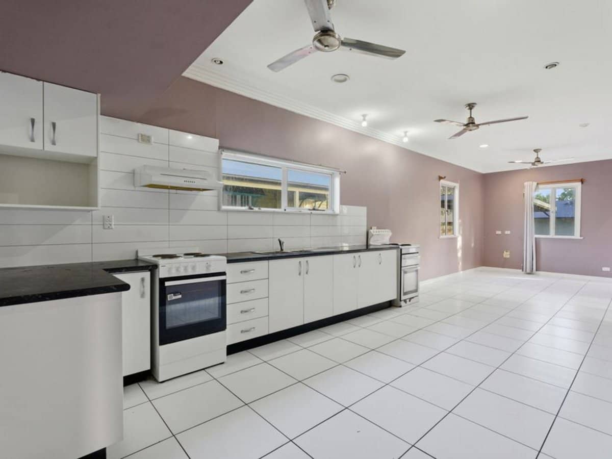 51 Keeling Street, Coopers Plains - Thumbnail 3