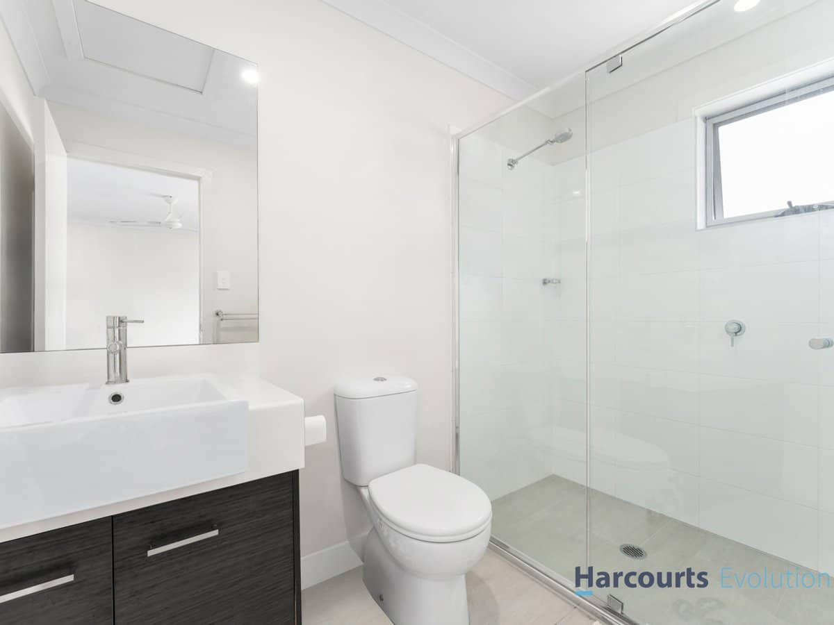 4 Greenhill Street, REDBANK PLAINS - Thumbnail 5