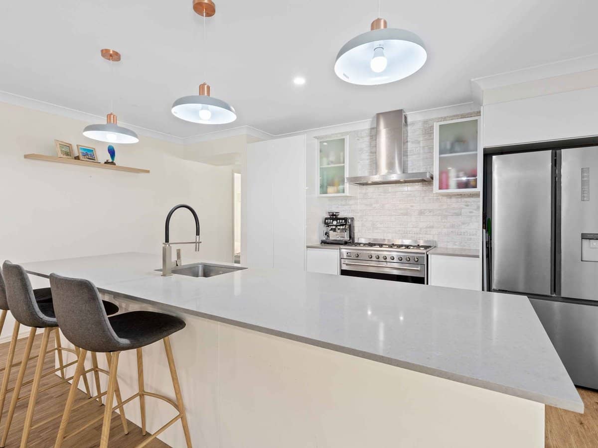 25 Rutherford Circuit, GILSTON - Thumbnail 3