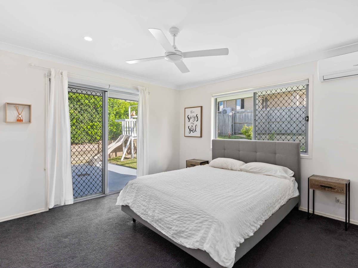 25 Rutherford Circuit, GILSTON - Thumbnail 8