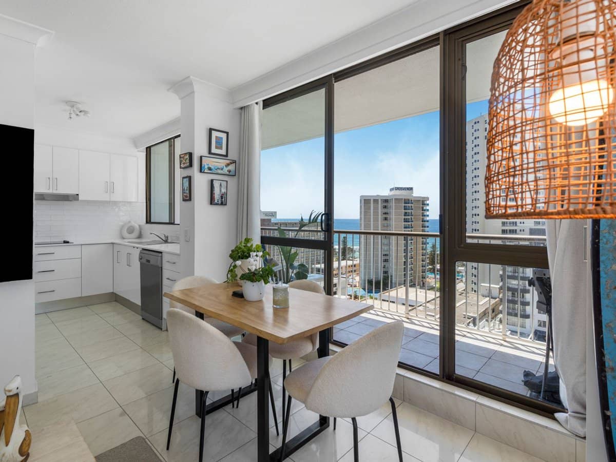 18-22 Orchid Avenue, SURFERS PARADISE - Thumbnail 12