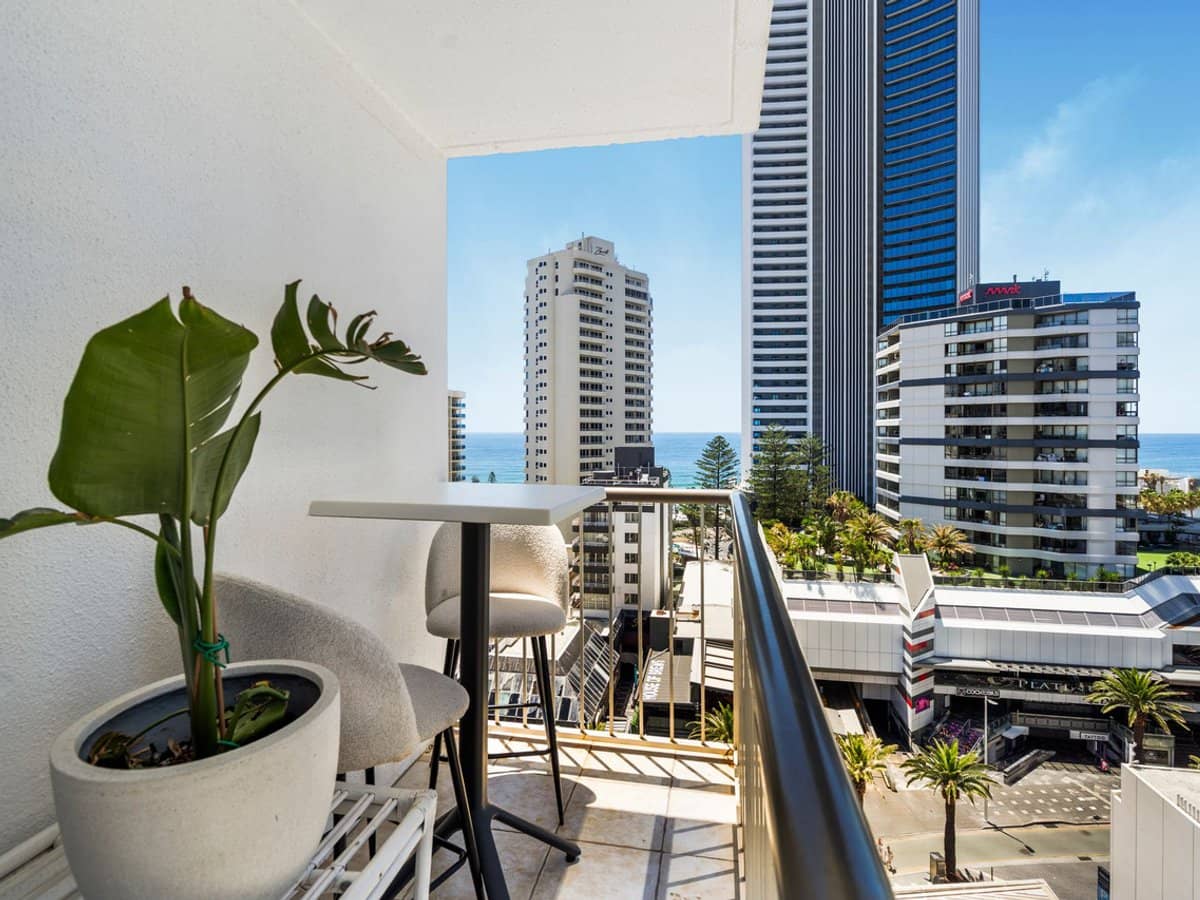 18-22 Orchid Avenue, SURFERS PARADISE - Thumbnail 16