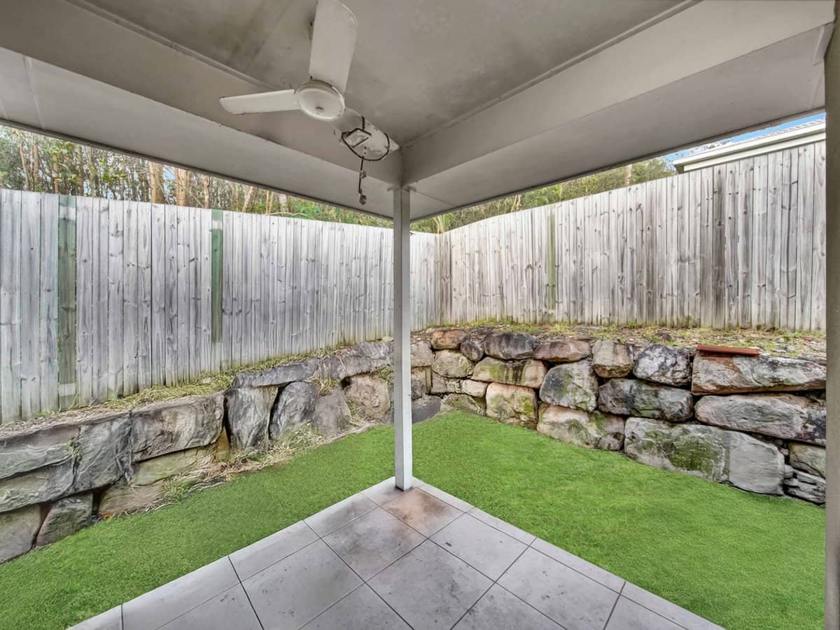 26 Lane Court, MOUNT WARREN PARK - Thumbnail 19