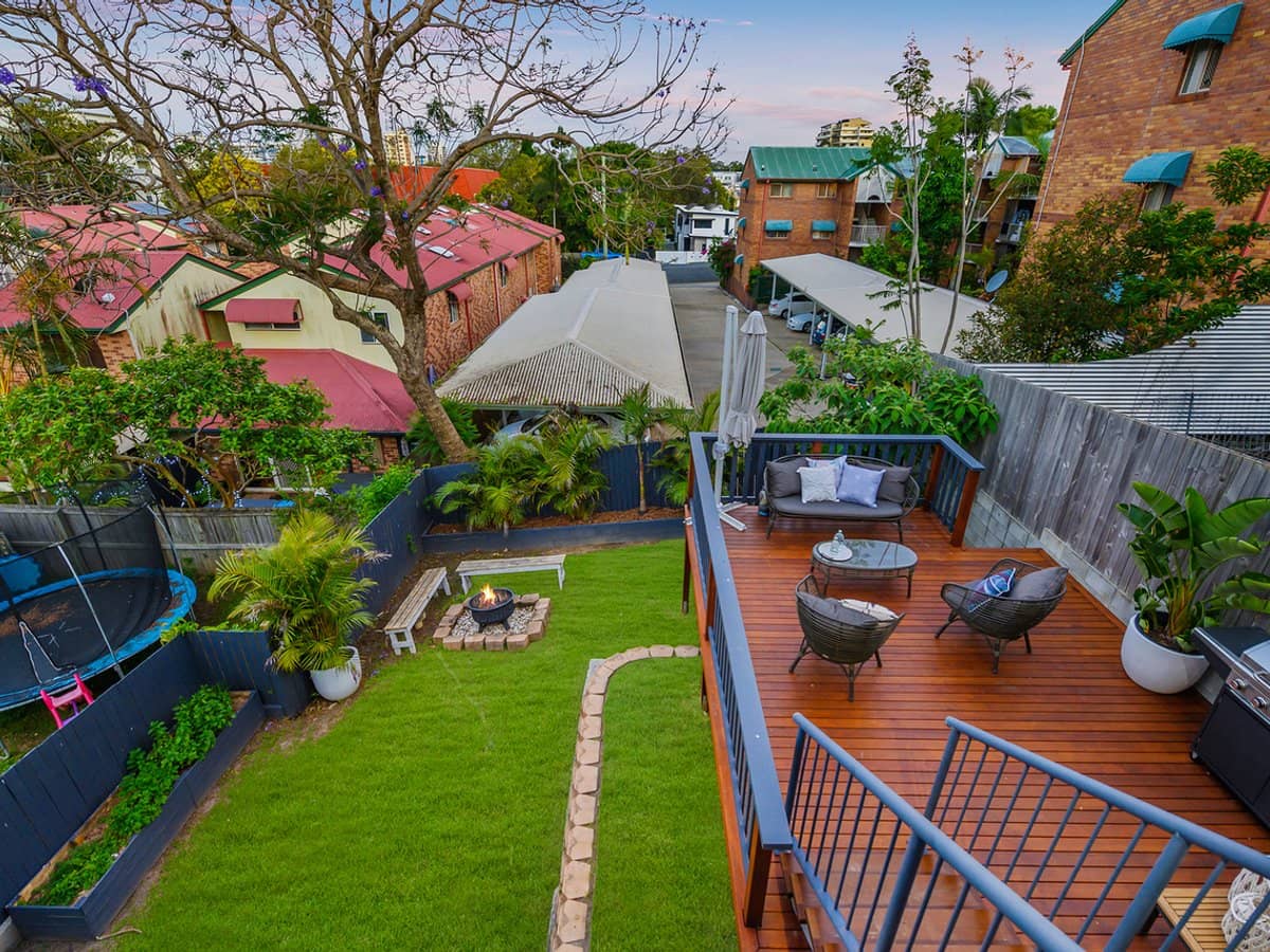 2/78 McLean Street, Coolangatta - Thumbnail 3