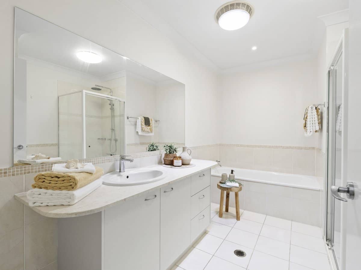 13 Ranier Crescent, VARSITY LAKES - Thumbnail 14