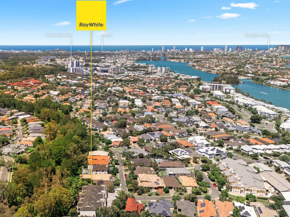 13 Ranier Crescent, VARSITY LAKES - Thumbnail 18