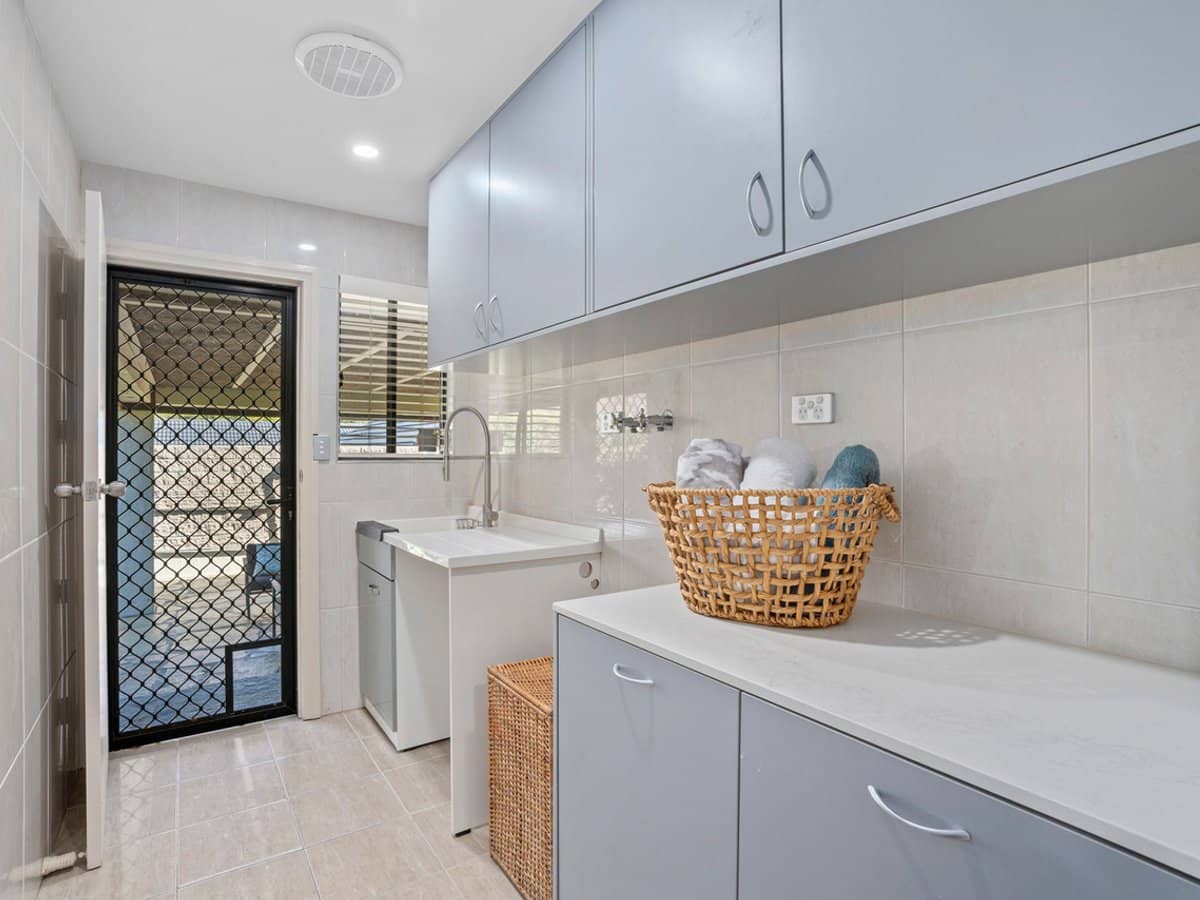 14 Tyalla Drive, ASHMORE - Thumbnail 16