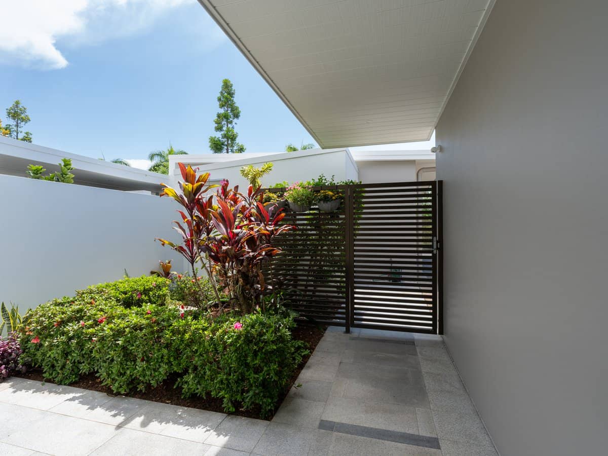 7503 Springfield Drive, Hope Island - Thumbnail 3