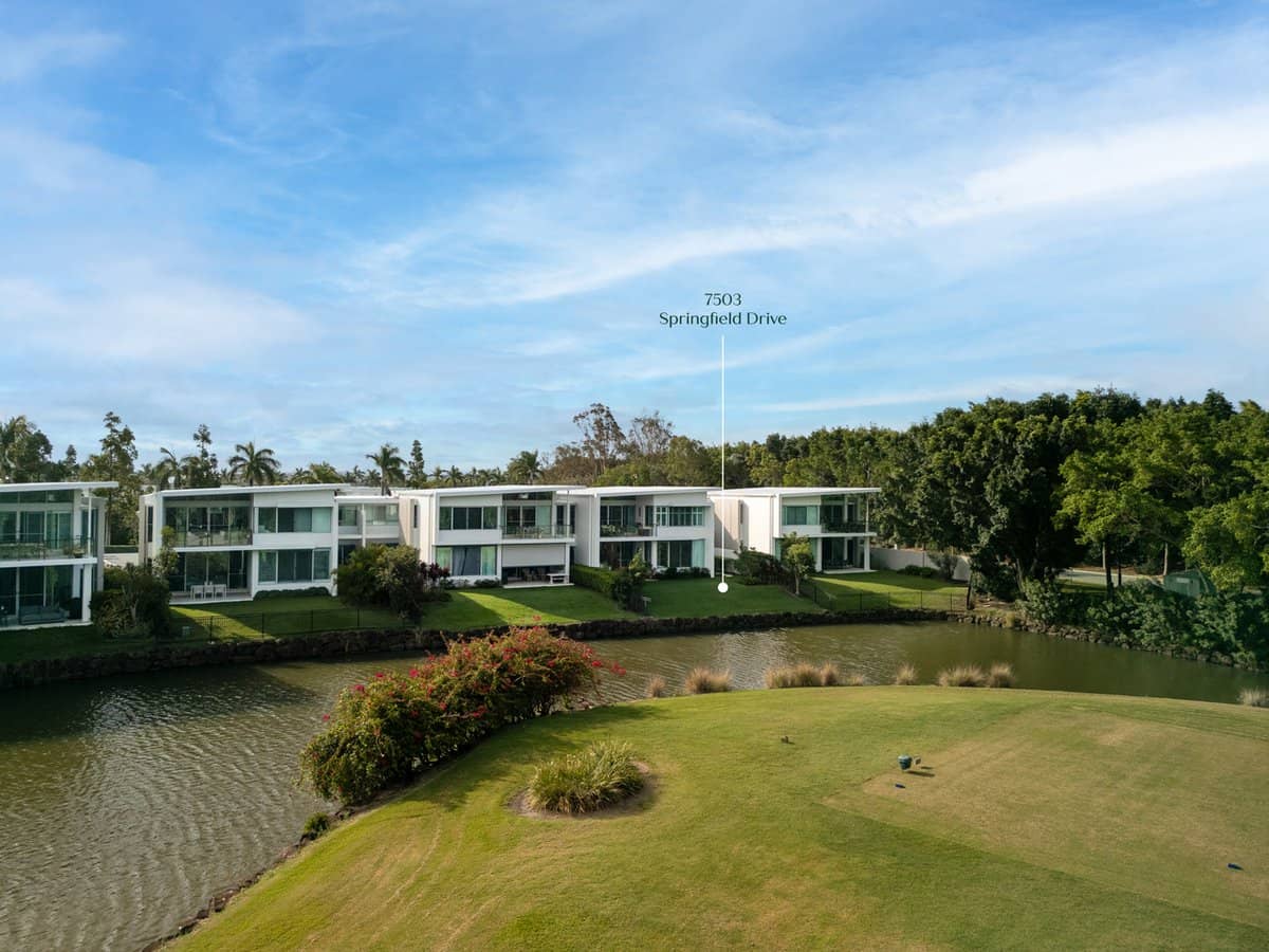 7503 Springfield Drive, Hope Island - Thumbnail 1