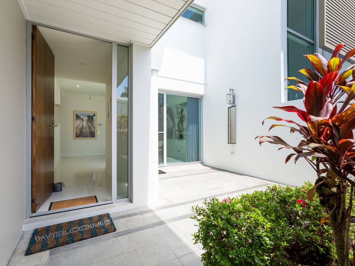 7503 Springfield Drive, Hope Island - Thumbnail 5