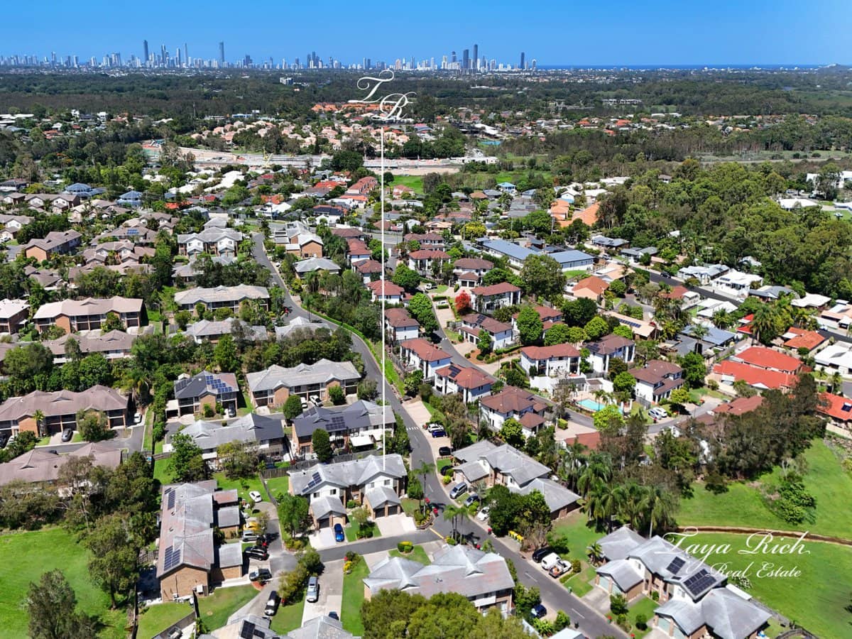 14 Bourton Road, MERRIMAC - Thumbnail 1