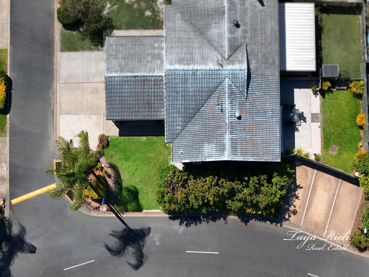 14 Bourton Road, MERRIMAC - Thumbnail 5