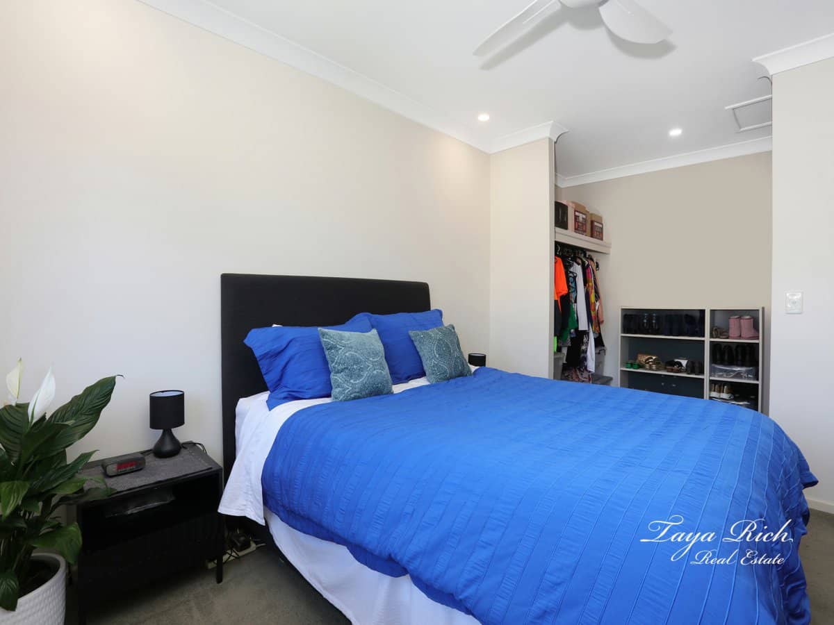 14 Bourton Road, MERRIMAC - Thumbnail 23