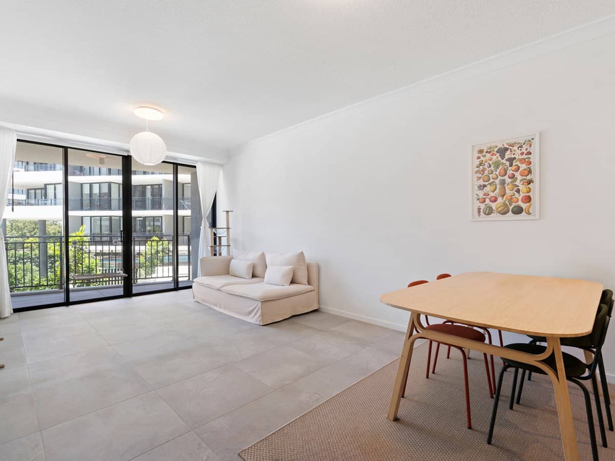 2-4 Athena Boulevard, HOPE ISLAND - Thumbnail 4