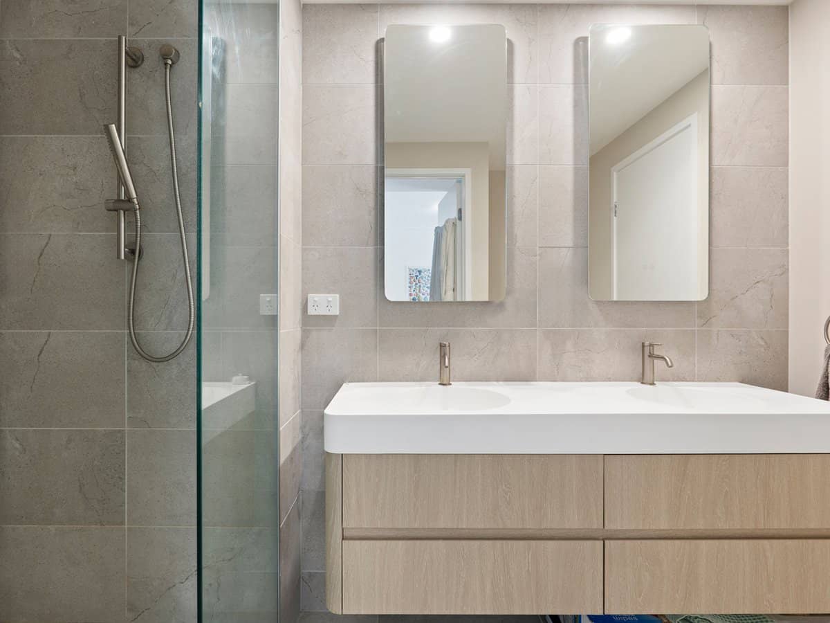 2-4 Athena Boulevard, HOPE ISLAND - Thumbnail 8