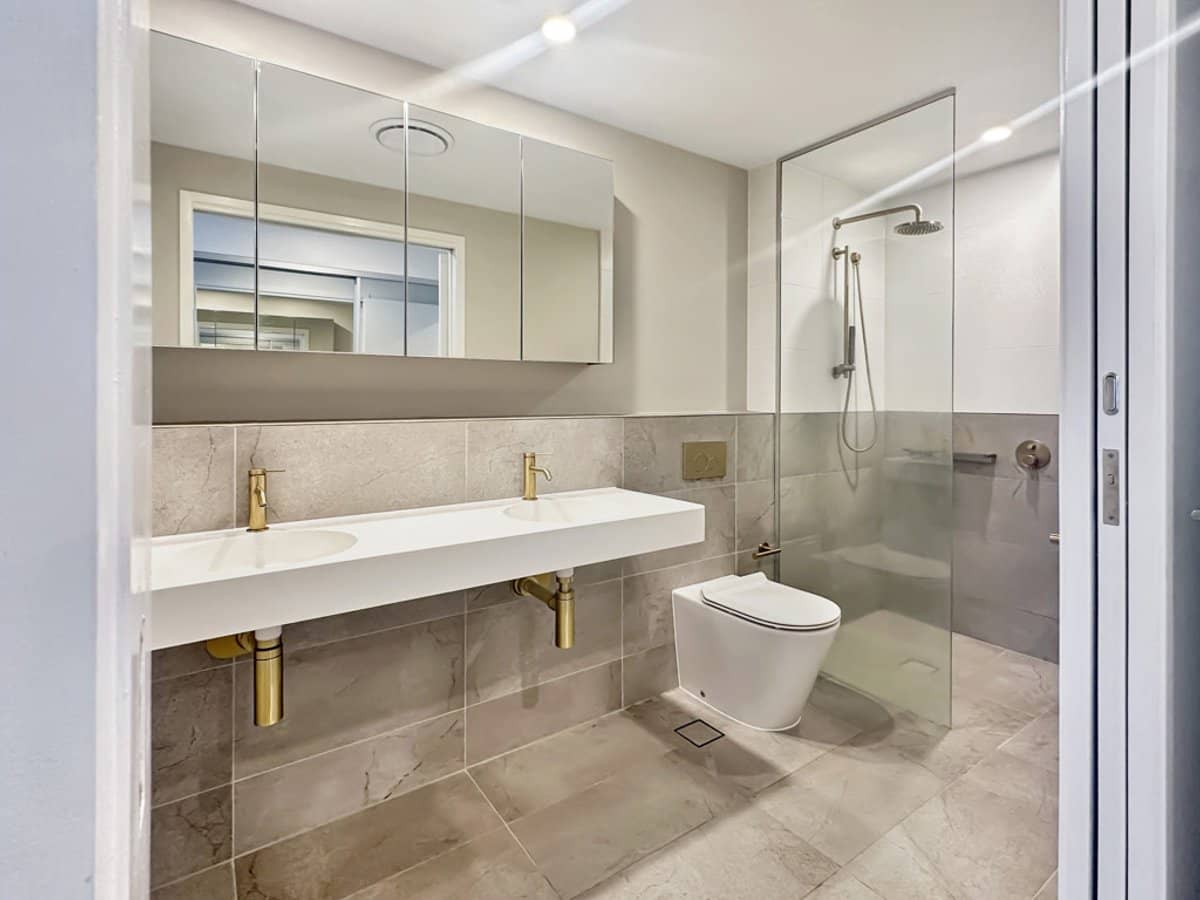 1 Grant Avenue, HOPE ISLAND - Thumbnail 6