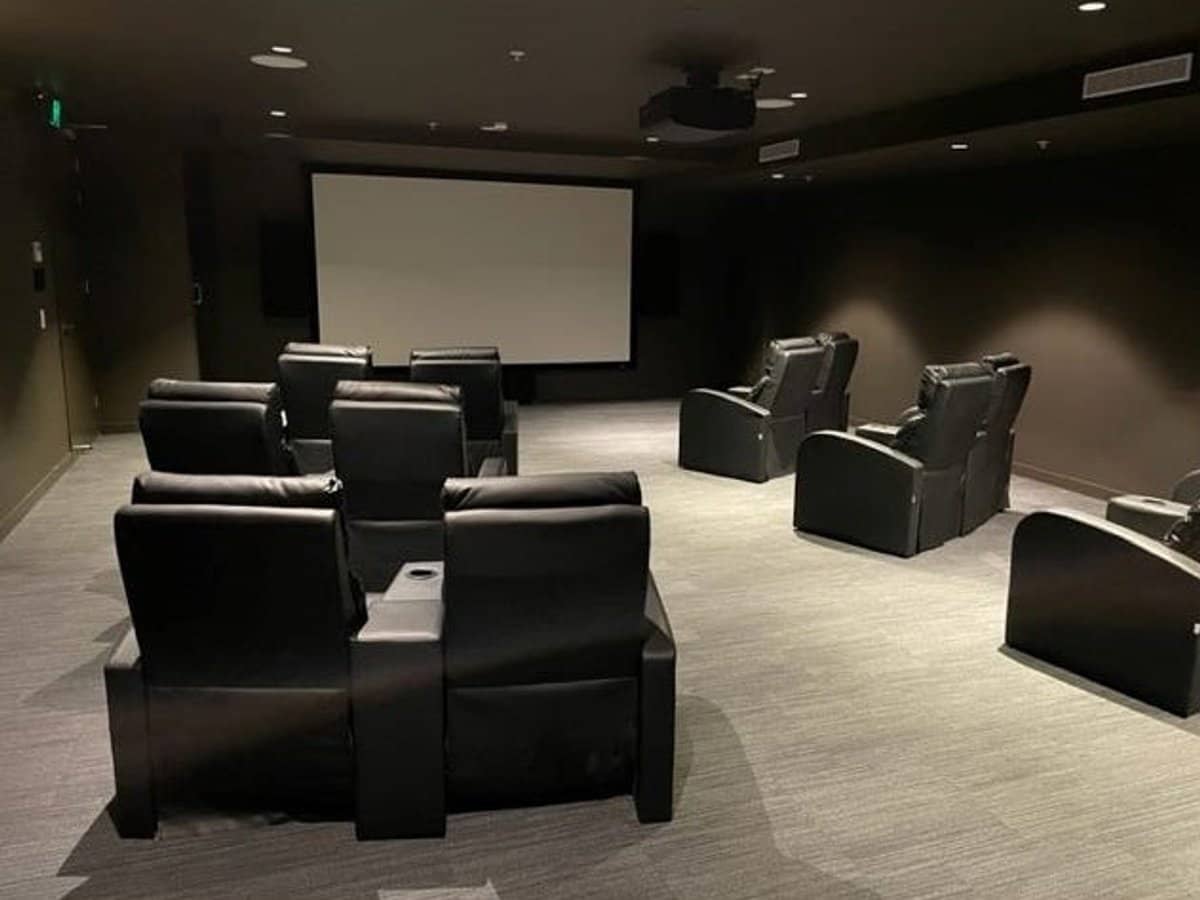 1 Grant Avenue, HOPE ISLAND - Thumbnail 8