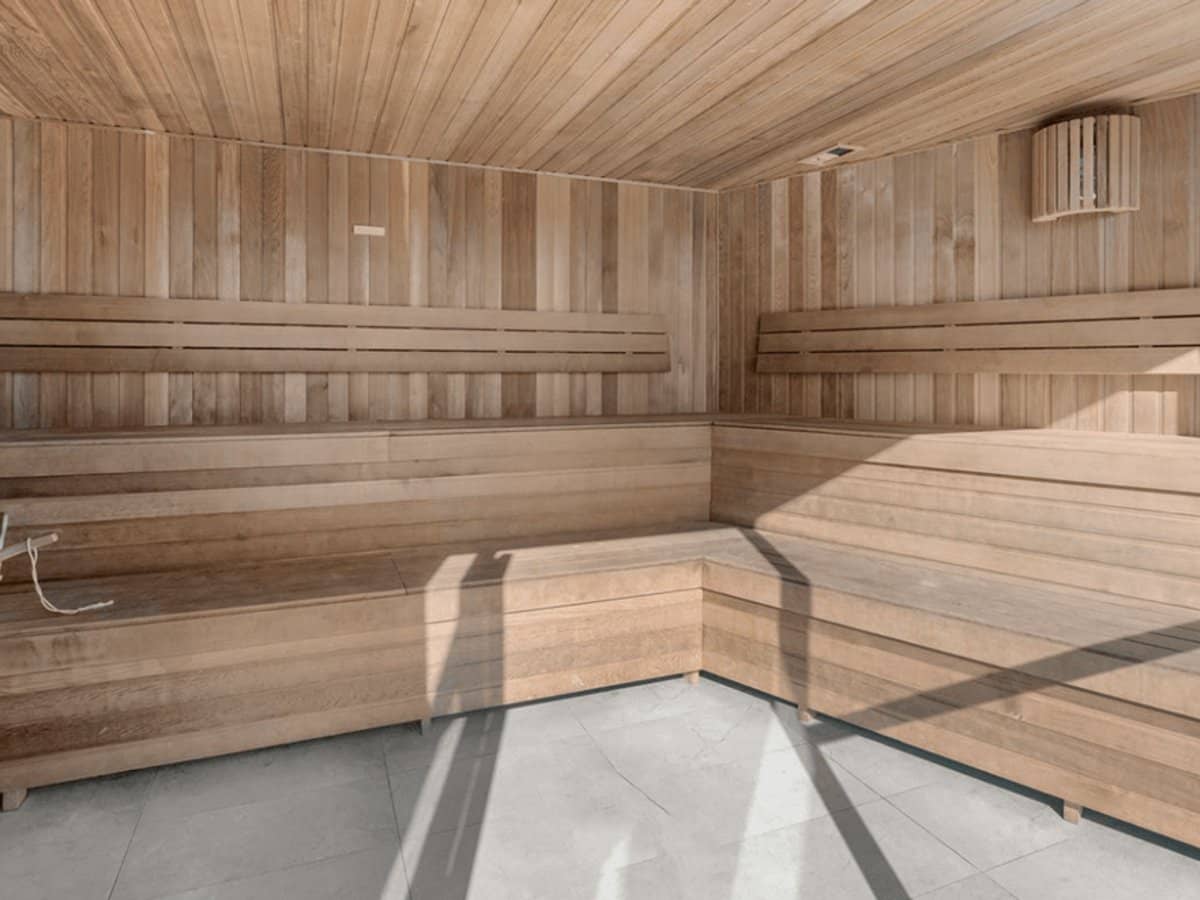 1 Grant Avenue, HOPE ISLAND - Thumbnail 10