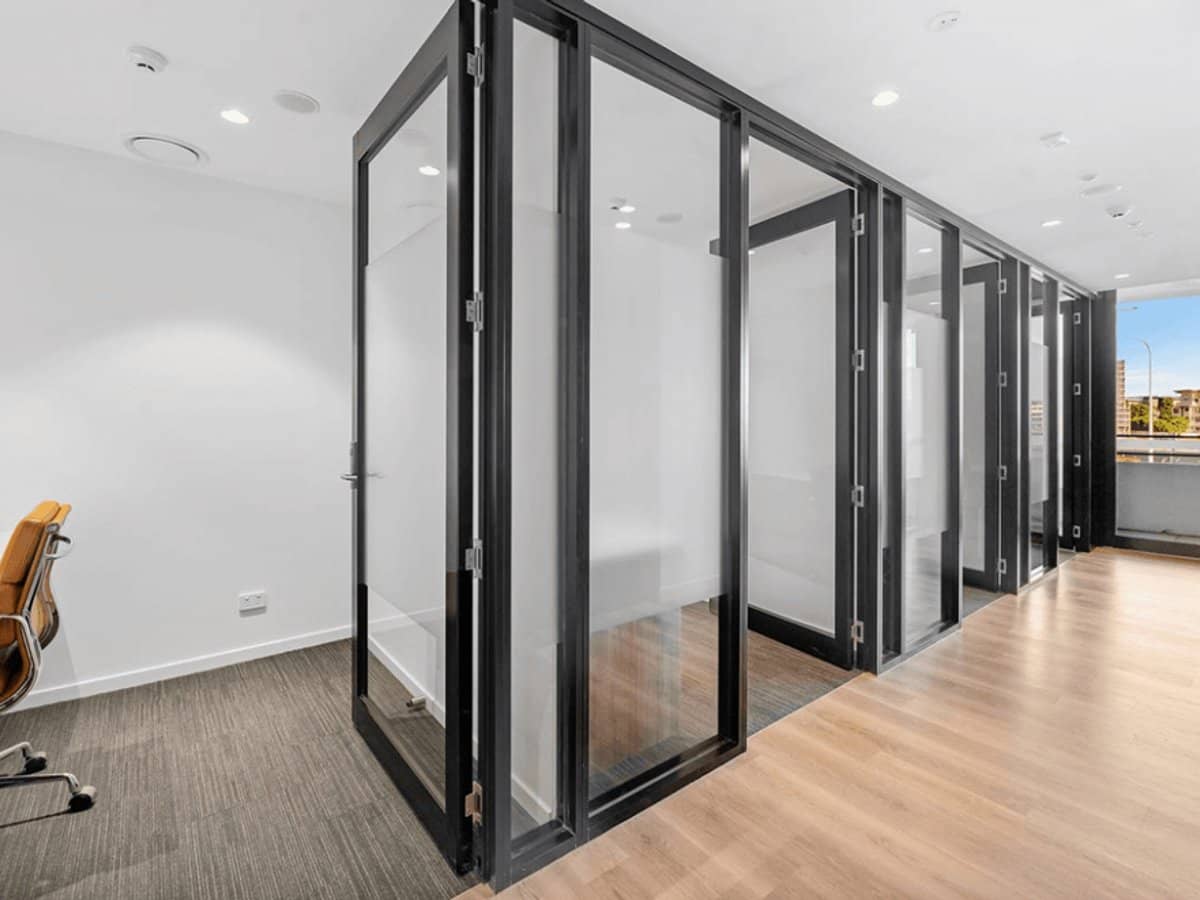 1 Grant Avenue, HOPE ISLAND - Thumbnail 11