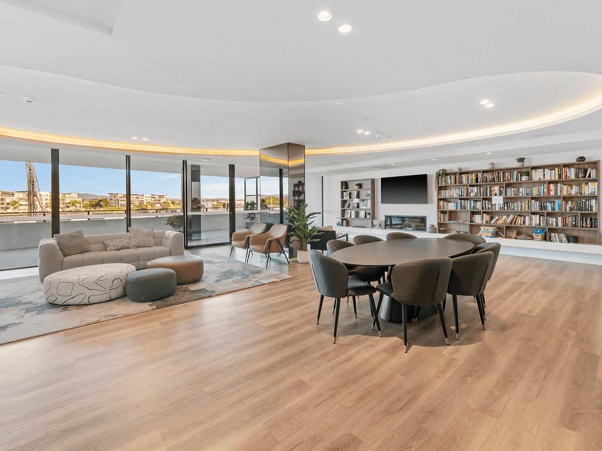 1 Grant Avenue, HOPE ISLAND - Thumbnail 12