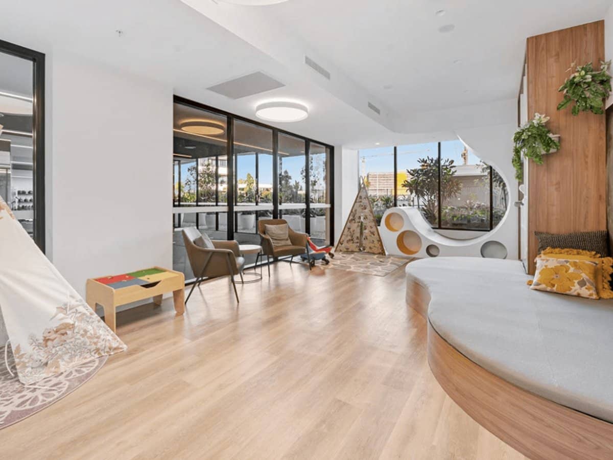 1 Grant Avenue, HOPE ISLAND - Thumbnail 14