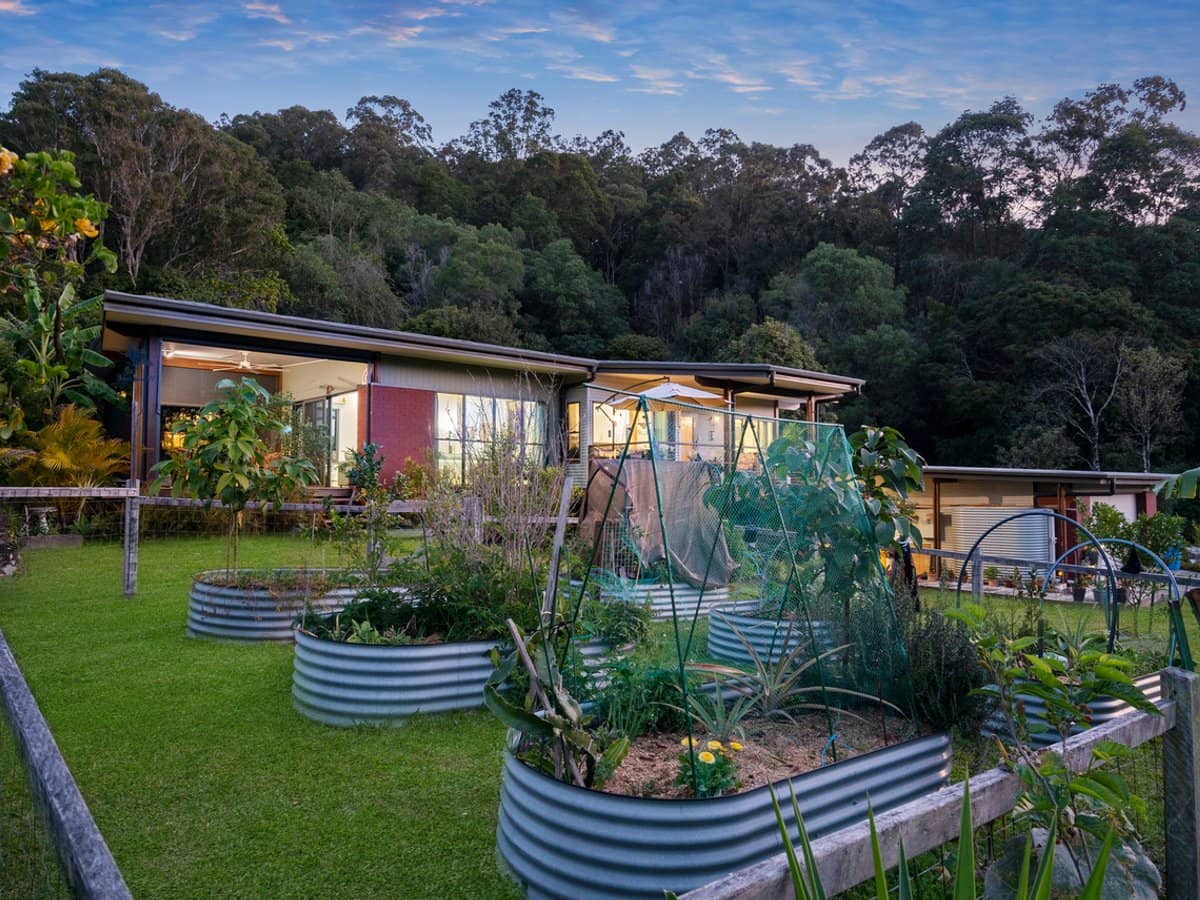 4 Kooyan Close, CURRUMBIN VALLEY - Thumbnail 5