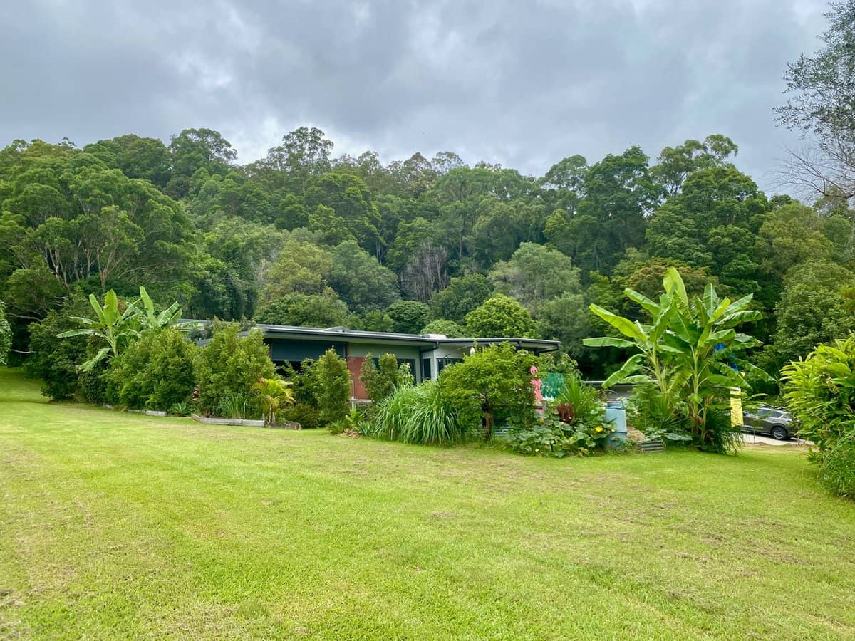 4 Kooyan Close, CURRUMBIN VALLEY - Thumbnail 1