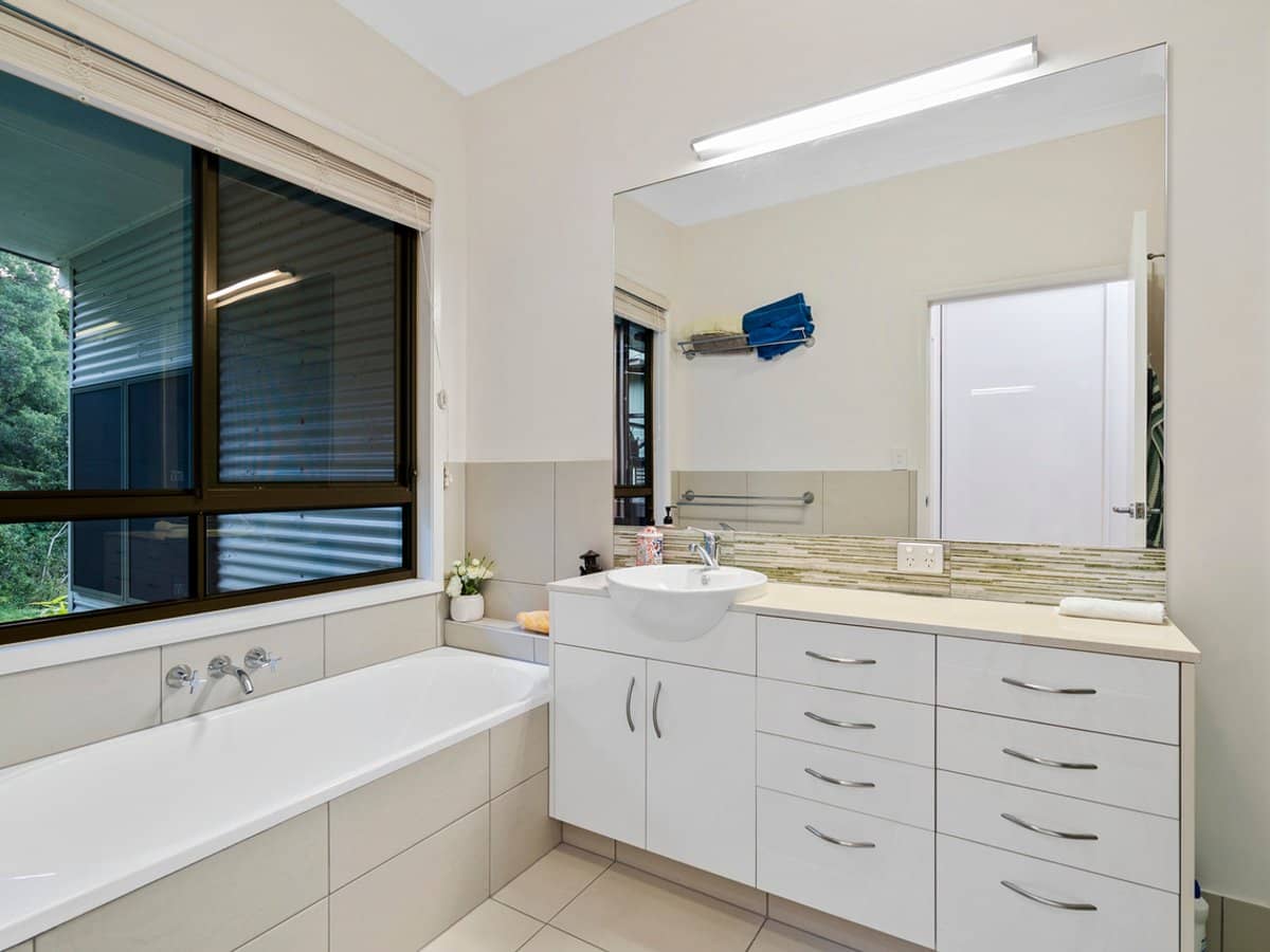 4 Kooyan Close, CURRUMBIN VALLEY - Thumbnail 26