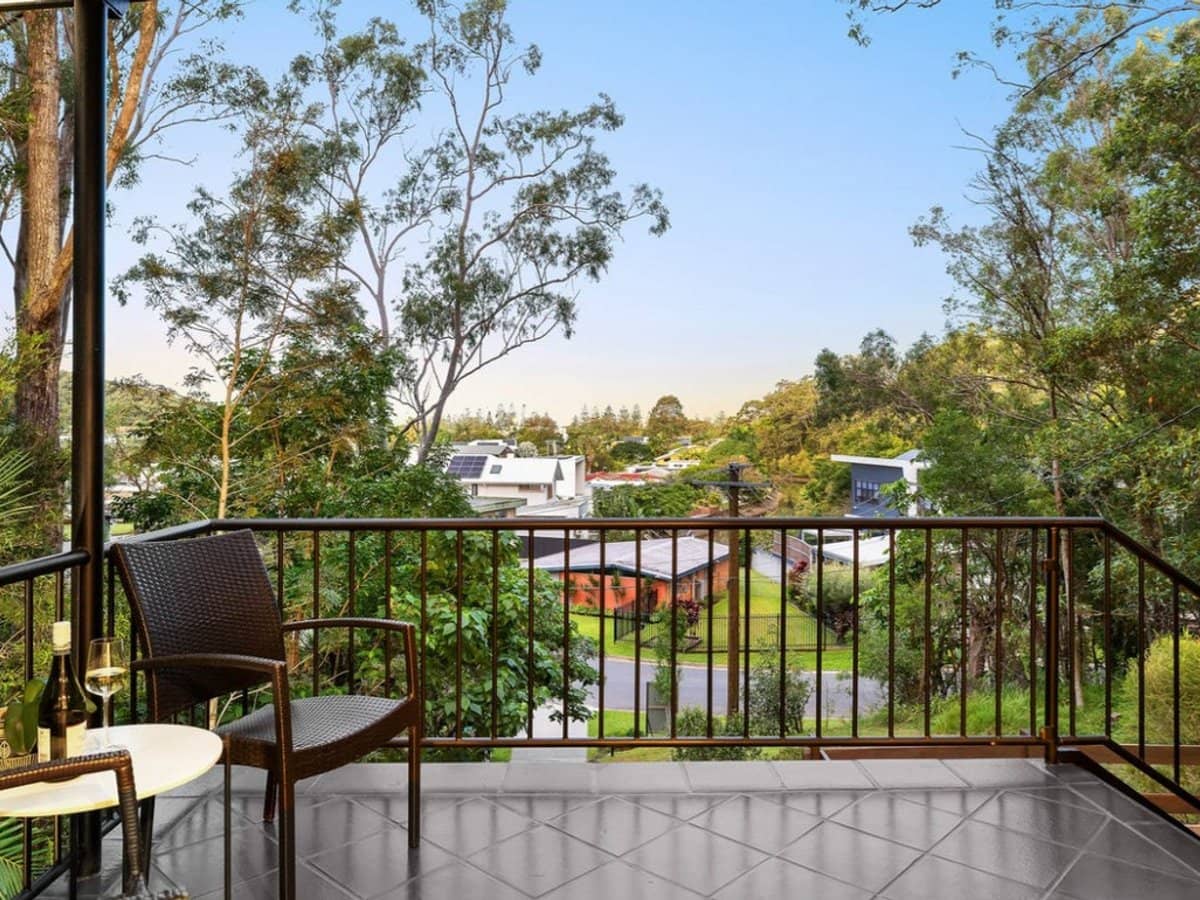 21 Pindari Avenue, Burleigh Heads - Thumbnail 3