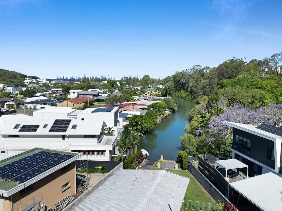 21 Pindari Avenue, Burleigh Heads - Thumbnail 11