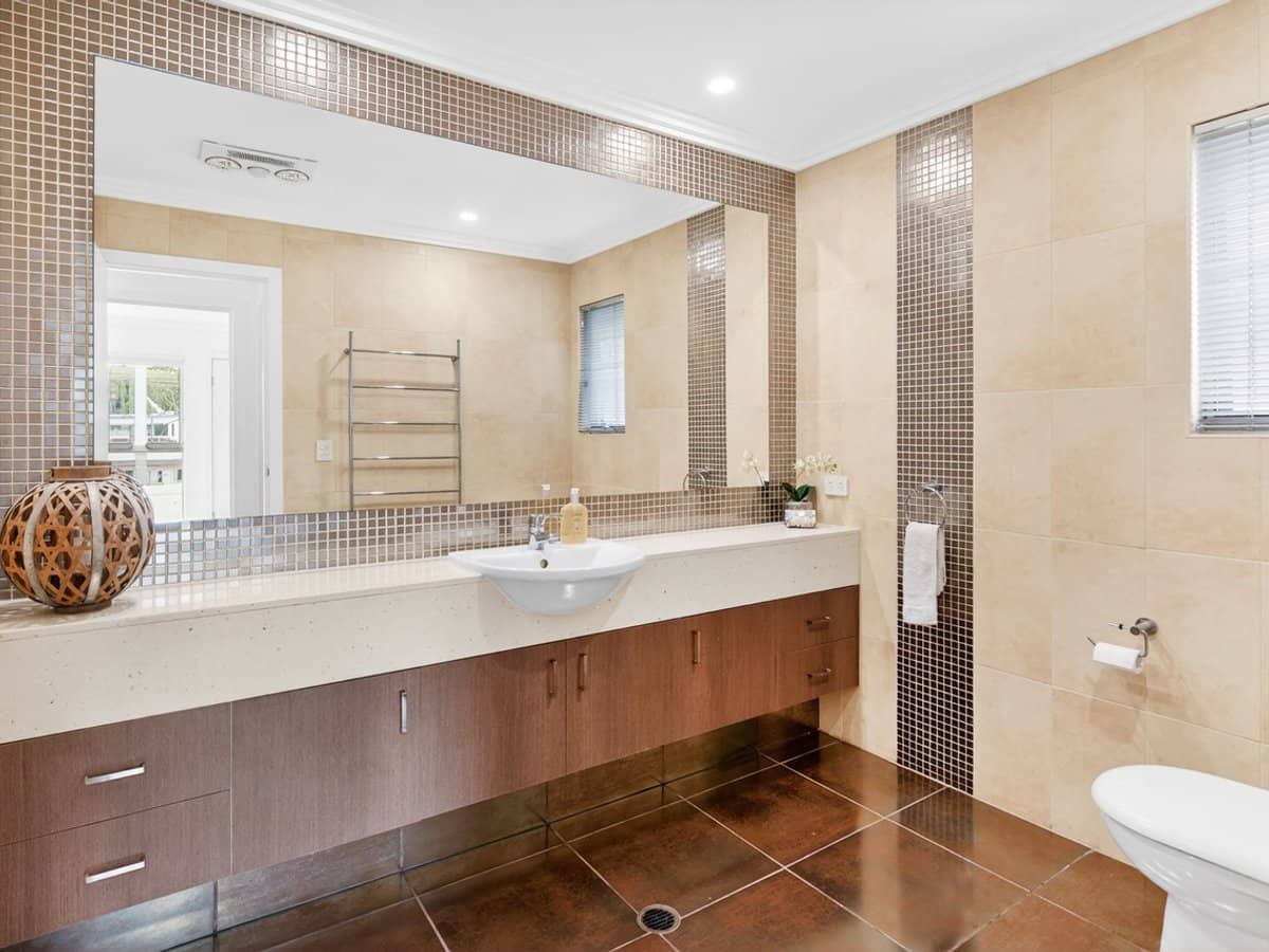 10 Pisa Court, Surfers Paradise - Thumbnail 15