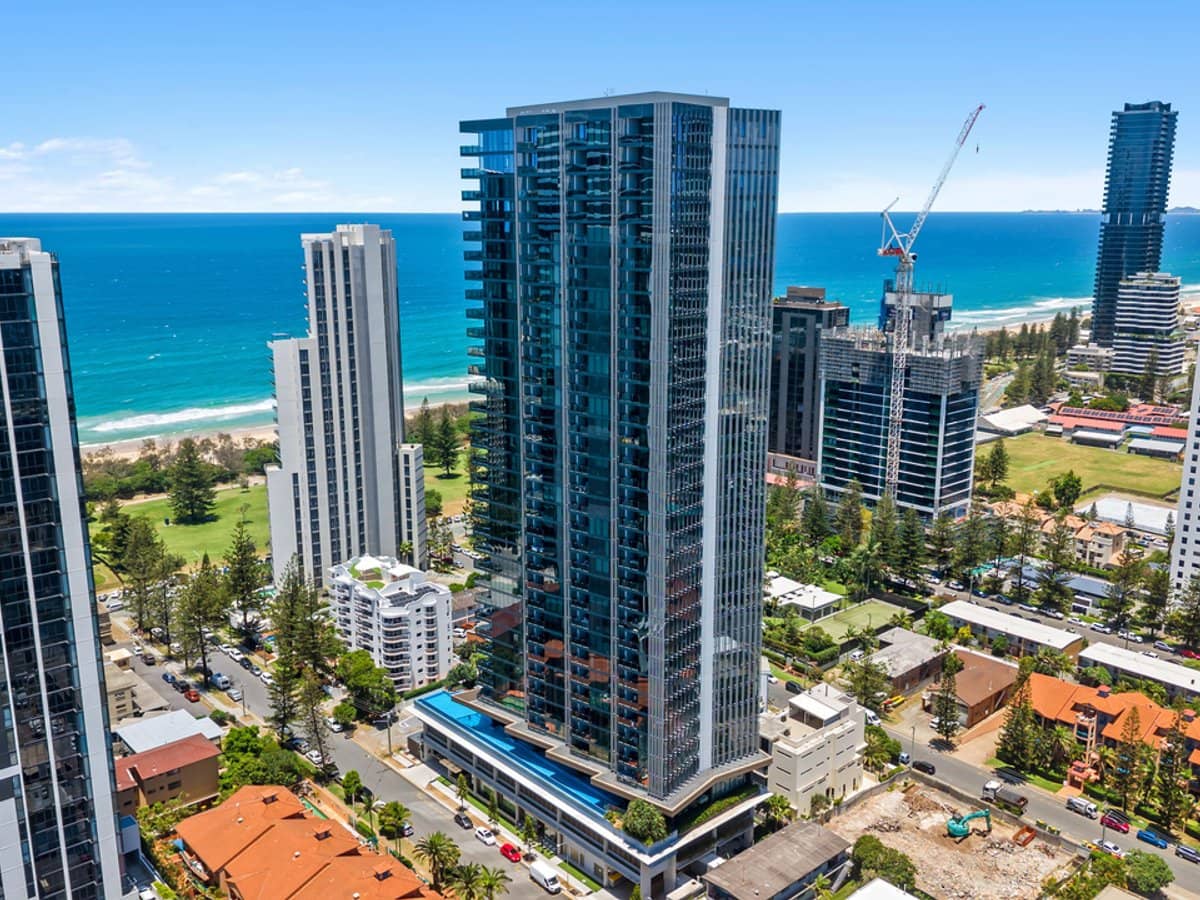 12 Philip Avenue, Broadbeach - Thumbnail 13
