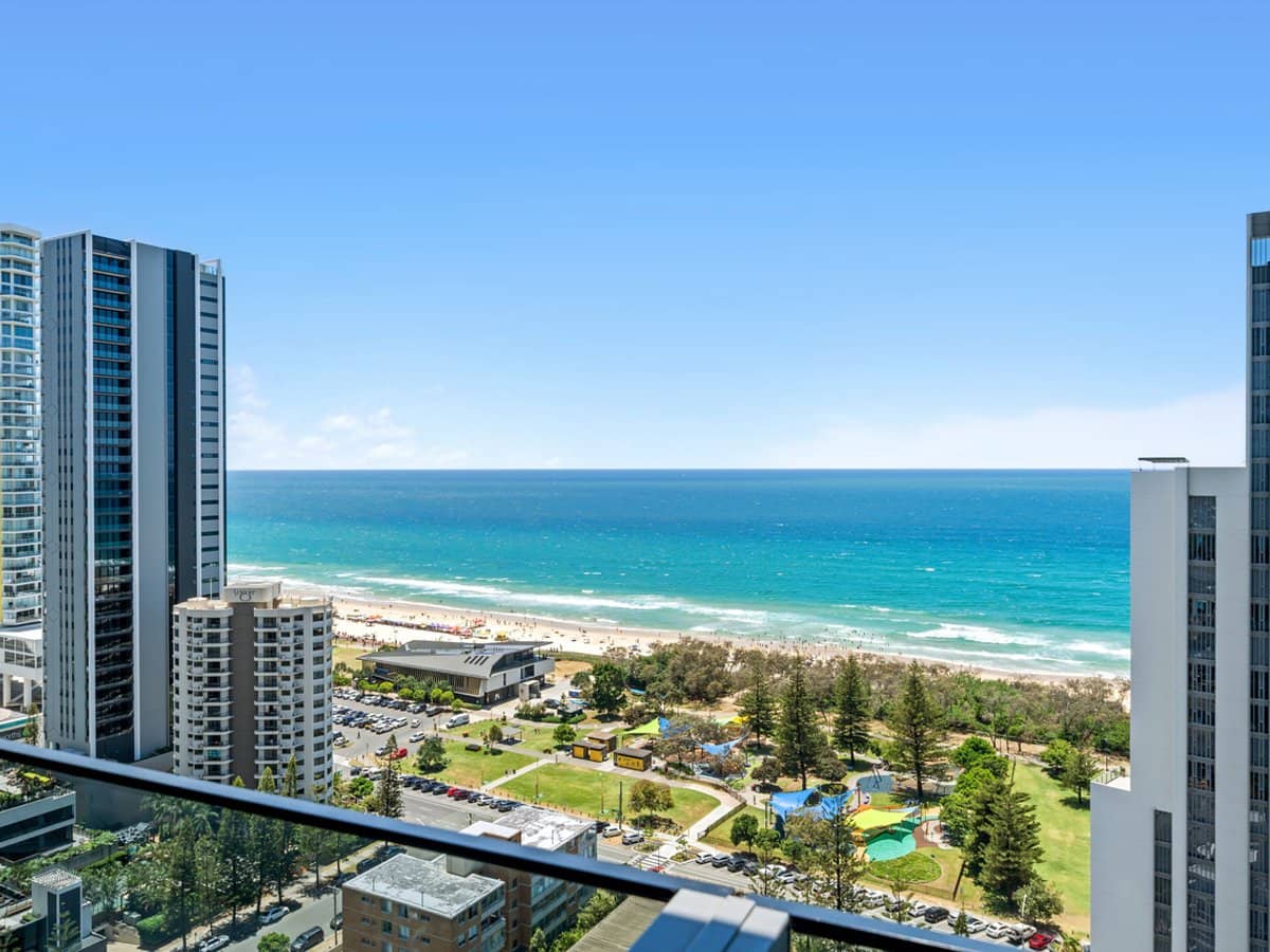 12 Philip Avenue, Broadbeach - Thumbnail 14