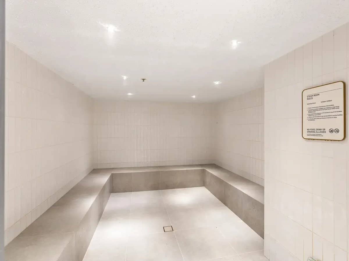 12 Philip Avenue, Broadbeach - Thumbnail 22