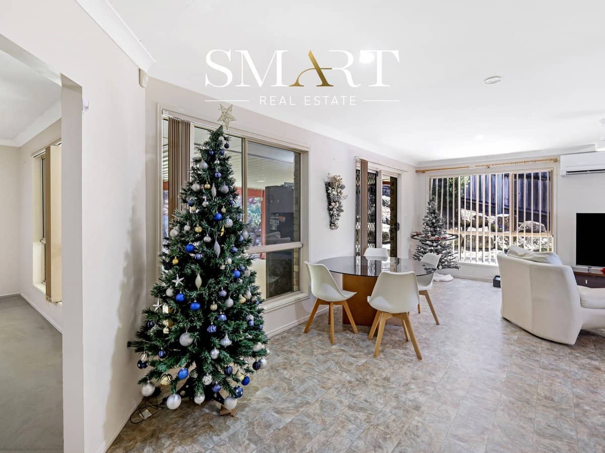 16 Paddington Drive, CARRARA - Thumbnail 14