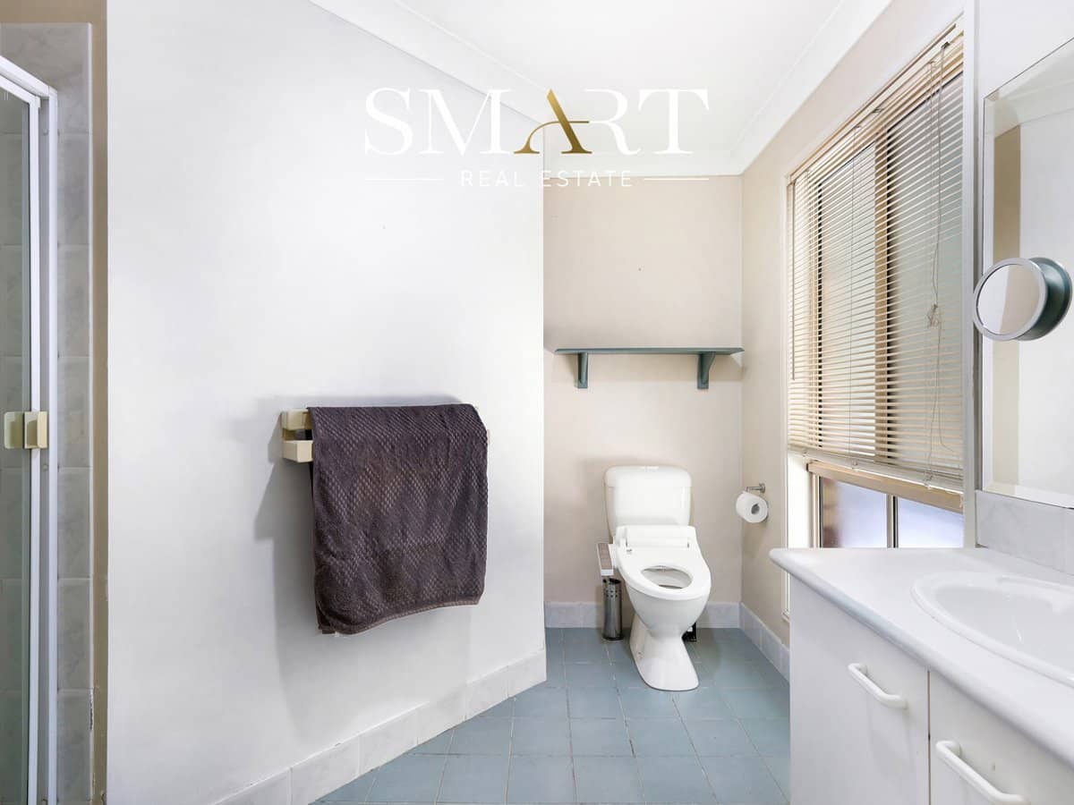 16 Paddington Drive, CARRARA - Thumbnail 31