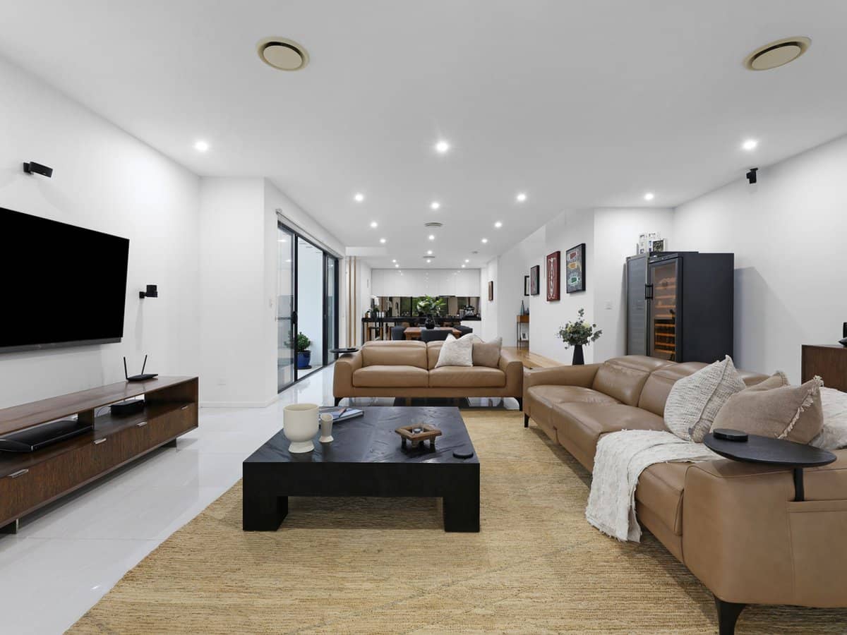 2635 The Address, Sanctuary Cove - Thumbnail 5