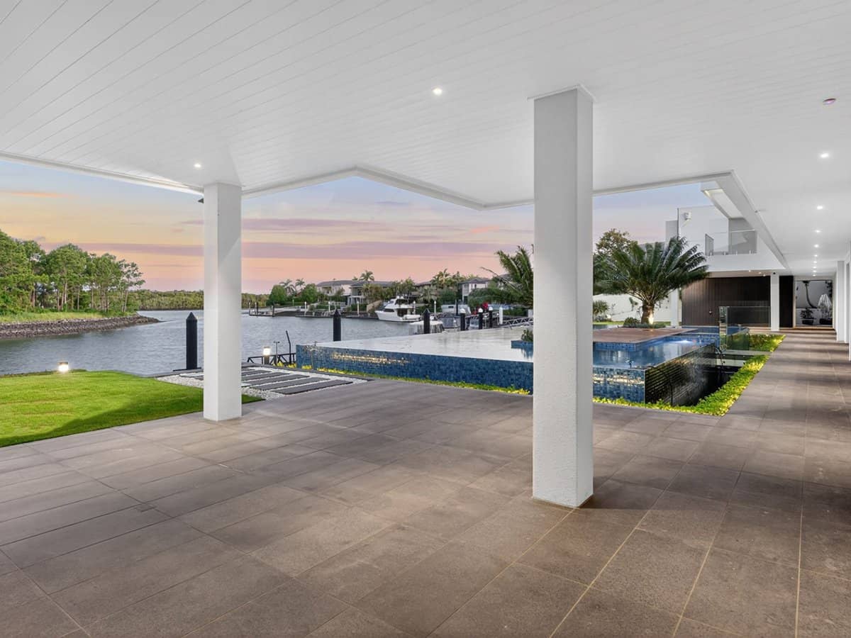 2100 The Circle, SANCTUARY COVE - Thumbnail 13