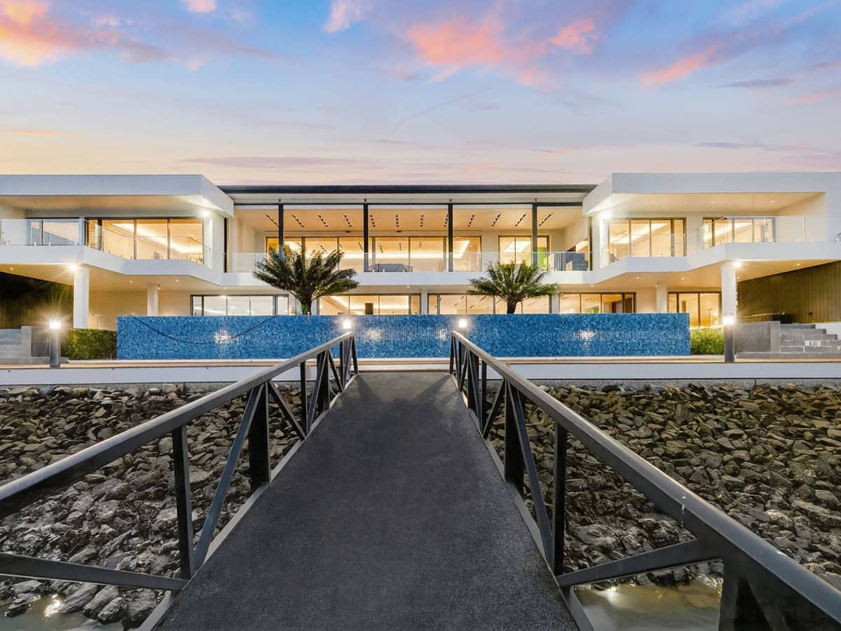 2100 The Circle, SANCTUARY COVE - Thumbnail 15