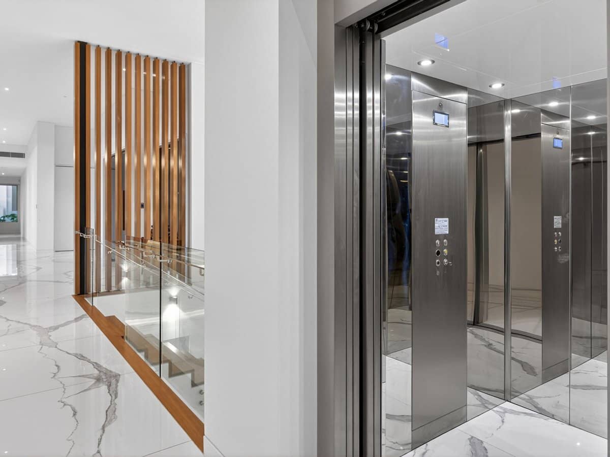 2100 The Circle, SANCTUARY COVE - Thumbnail 21