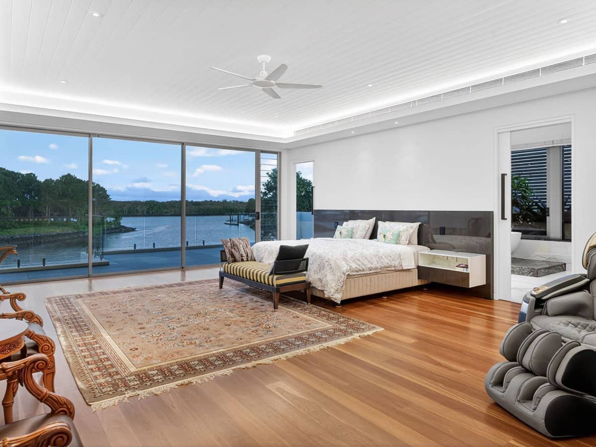 2100 The Circle, SANCTUARY COVE - Thumbnail 23