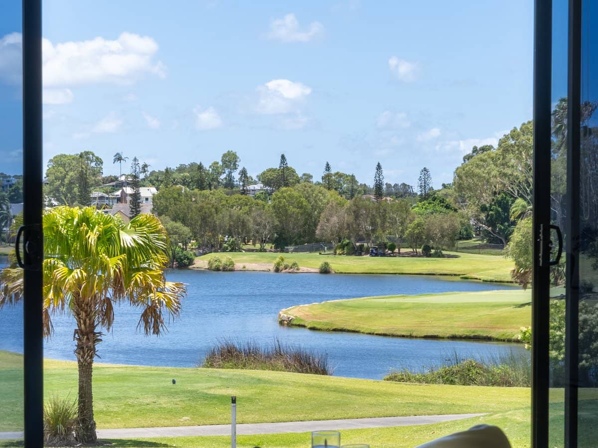 5447 Merion Terrace, Sanctuary Cove - Thumbnail 1