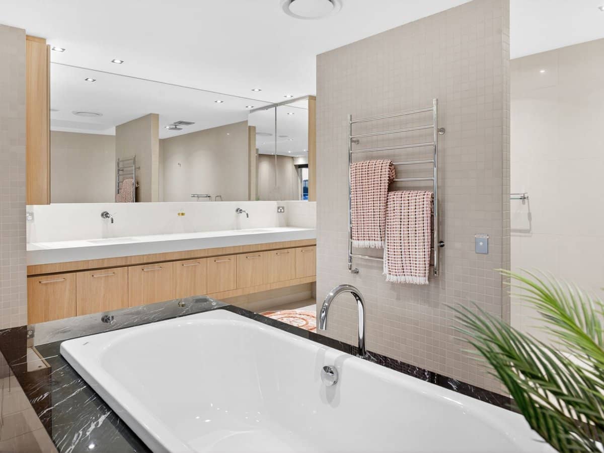 5652 Harbour Terrace, Sanctuary Cove - Thumbnail 17